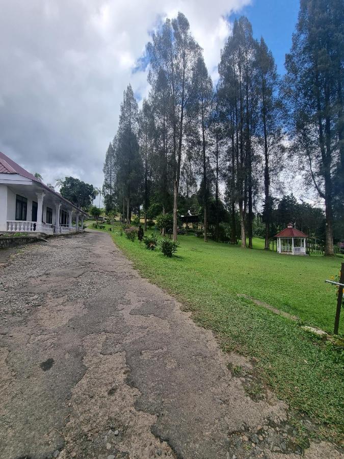 Oyo 93062 Sibayak Multinational Rest House Berastagi Exterior foto
